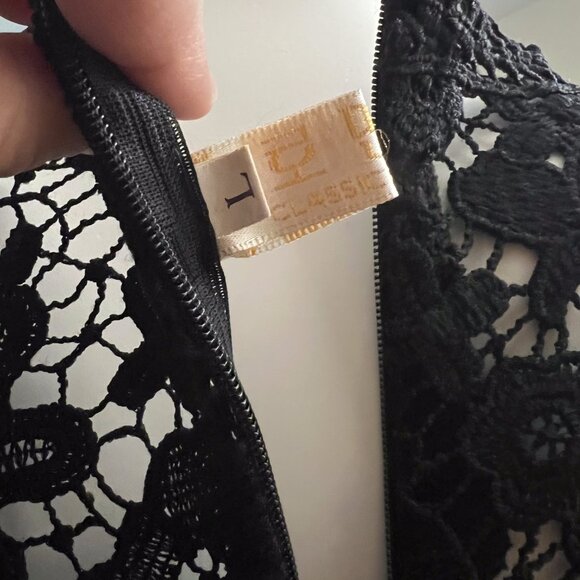 Dress - Picture 2 of 4